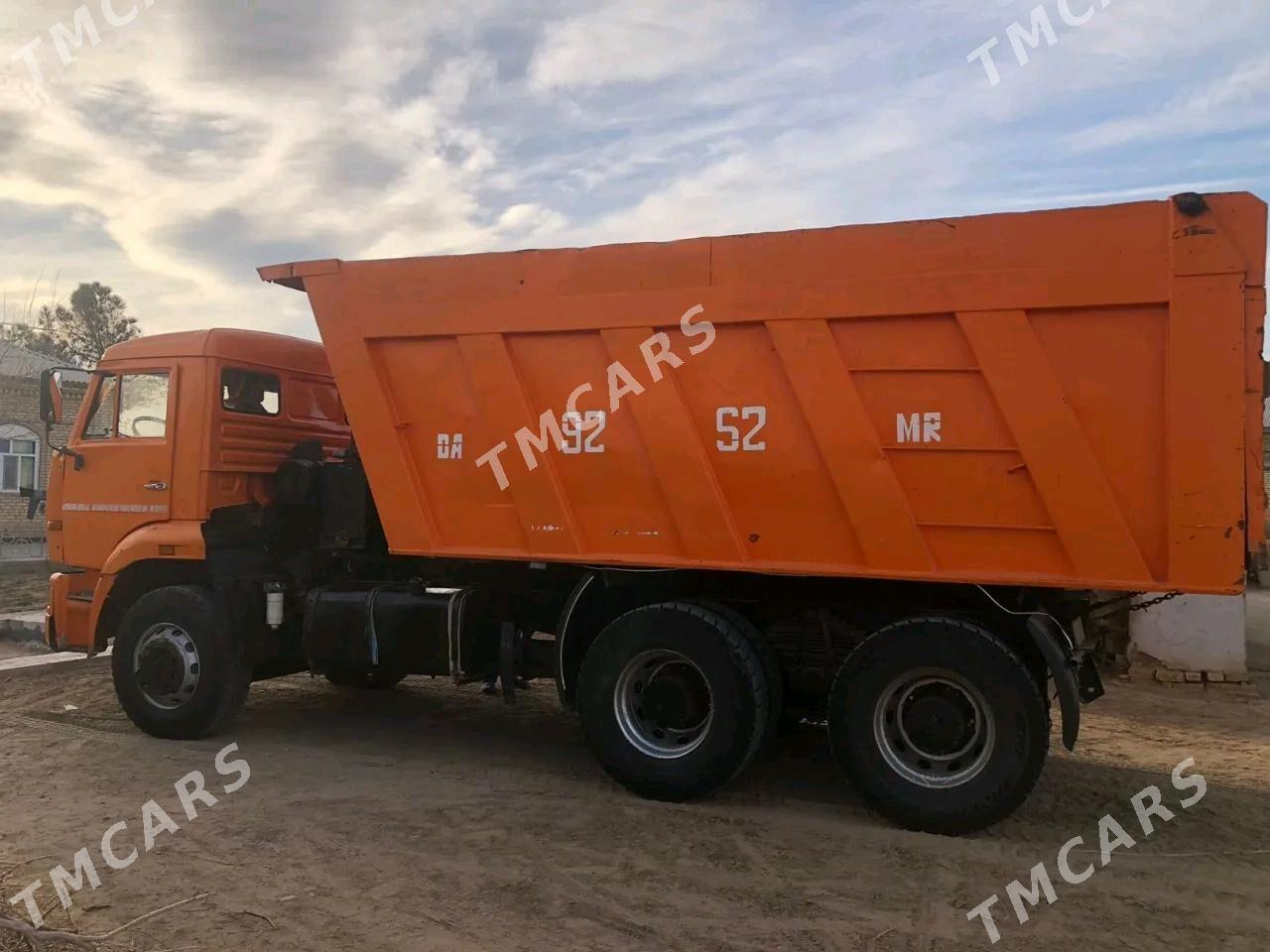 Kamaz 6520 2012 - 370 000 TMT - Сакарчага - img 5