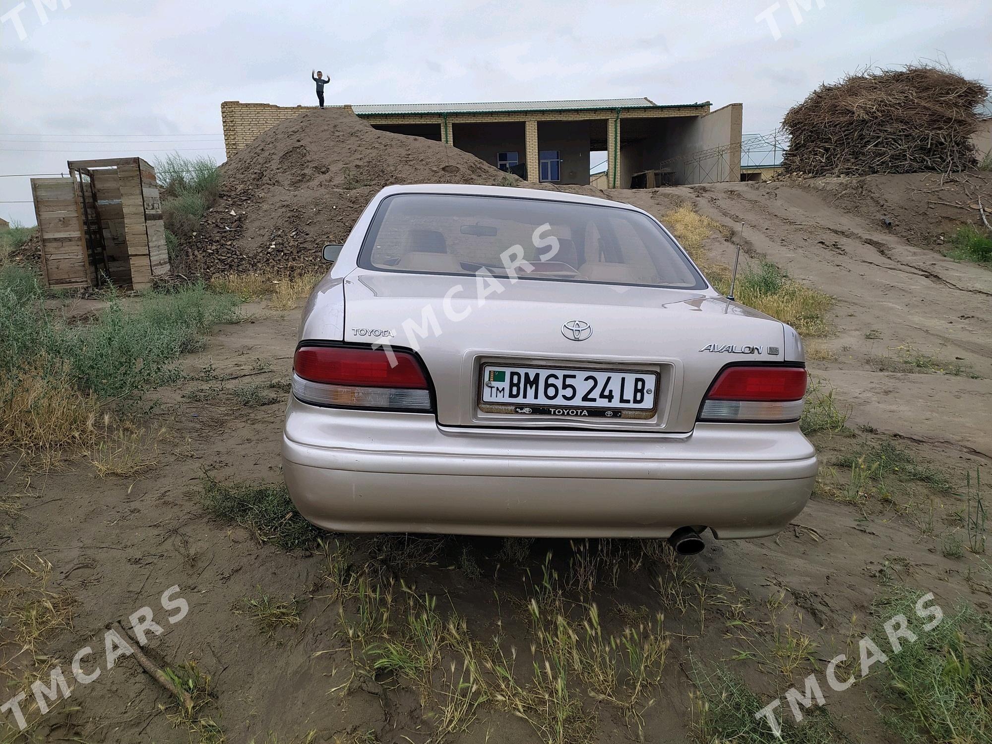 Toyota Avalon 1996 - 90 000 TMT - Халач - img 3