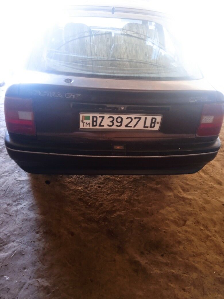 Opel Vectra 1991 - 15 000 TMT - Дянев - img 3