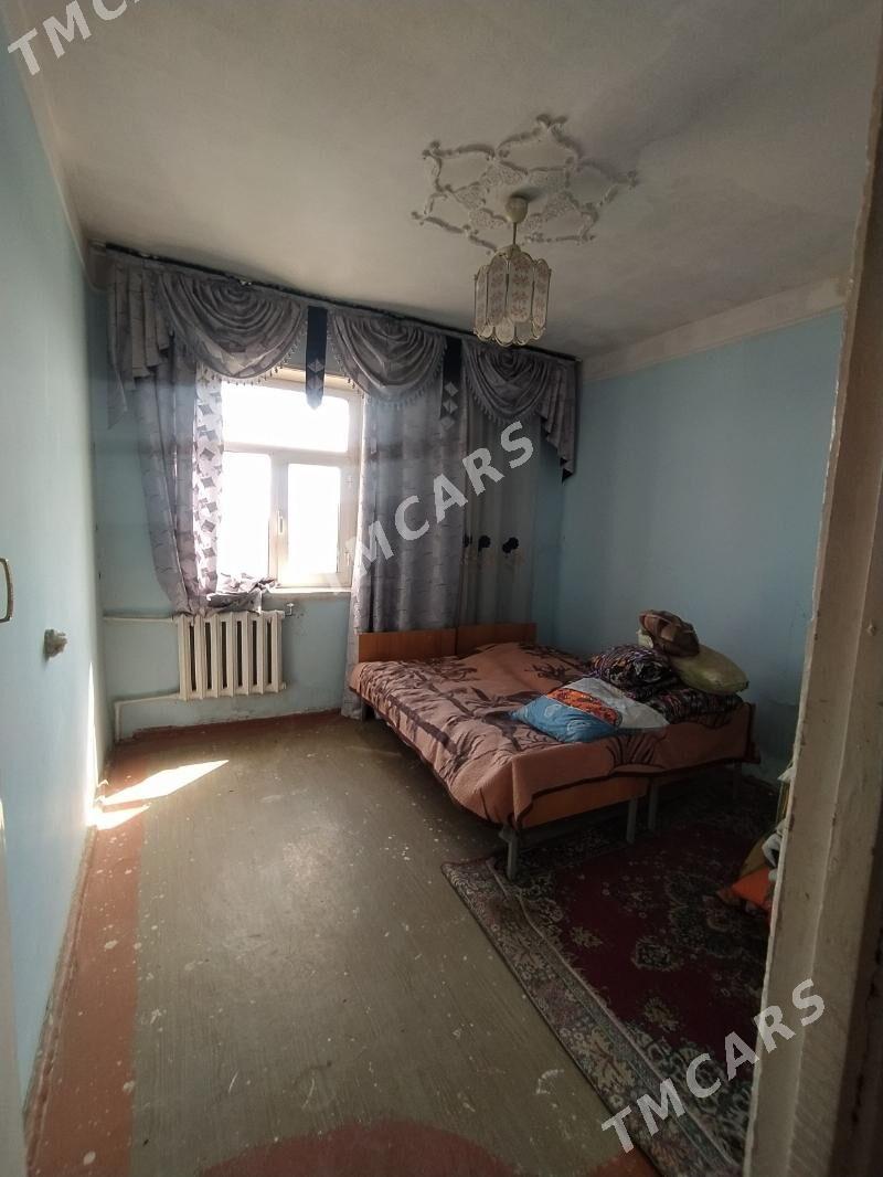 Бай базар 5нжи эт 4ком 105м² - Daşoguz - img 5