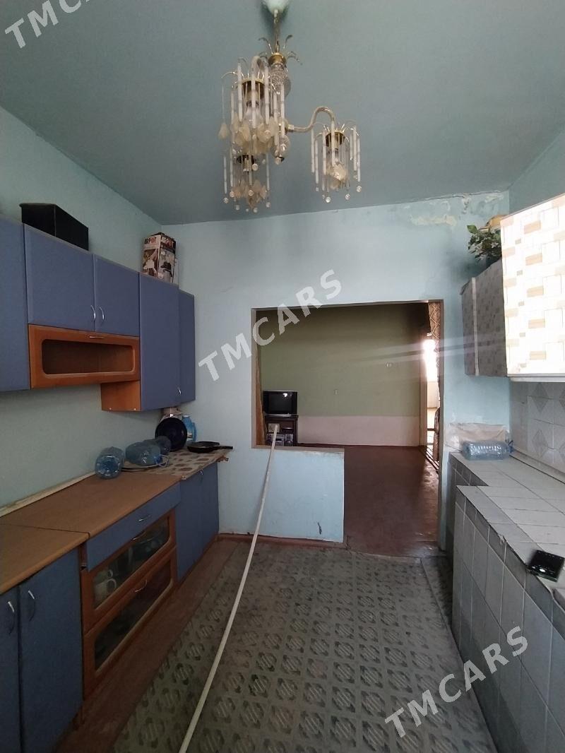 Бай базар 5нжи эт 4ком 105м² - Daşoguz - img 4