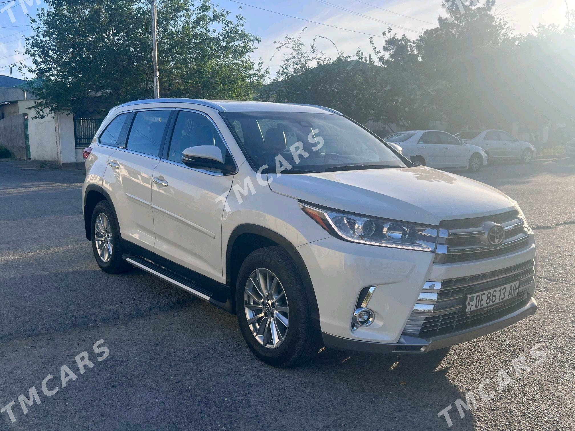 Toyota Highlander 2019 - 540 000 TMT - Köşi - img 9