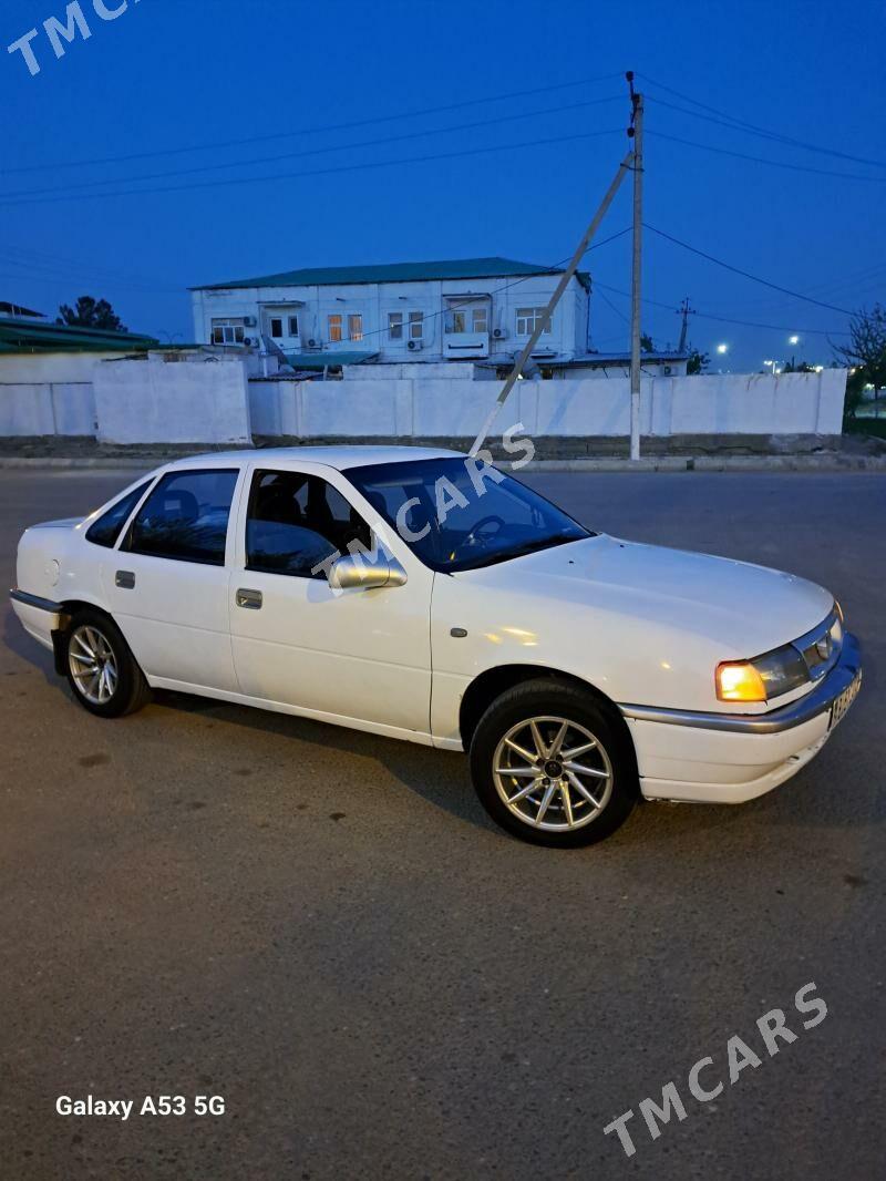 Opel Vectra 1990 - 40 000 TMT - Ак-Бугдайский этрап - img 3