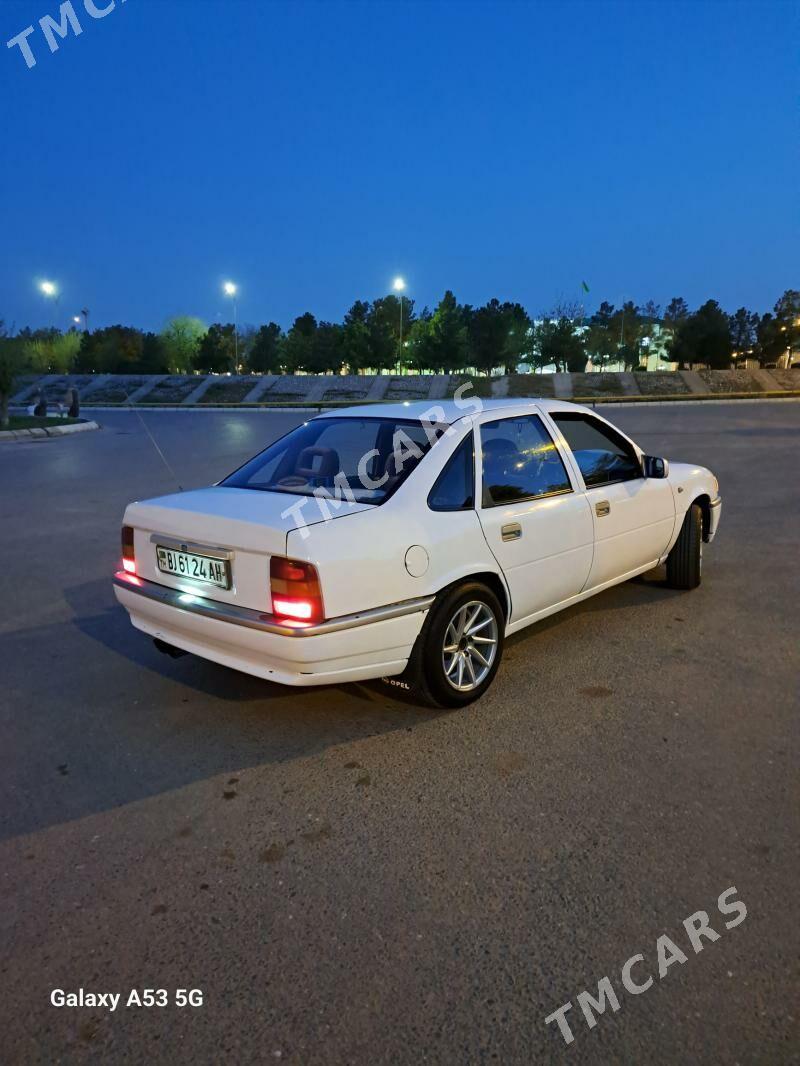 Opel Vectra 1990 - 40 000 TMT - Ак-Бугдайский этрап - img 2