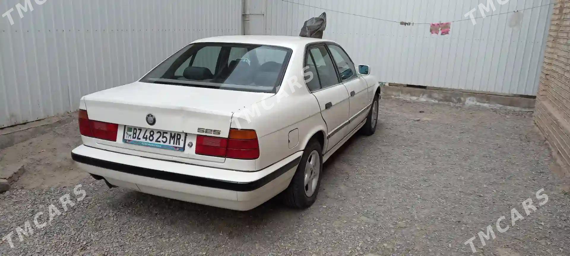 BMW 5 Series 1992 - 40 000 TMT - Mary - img 4