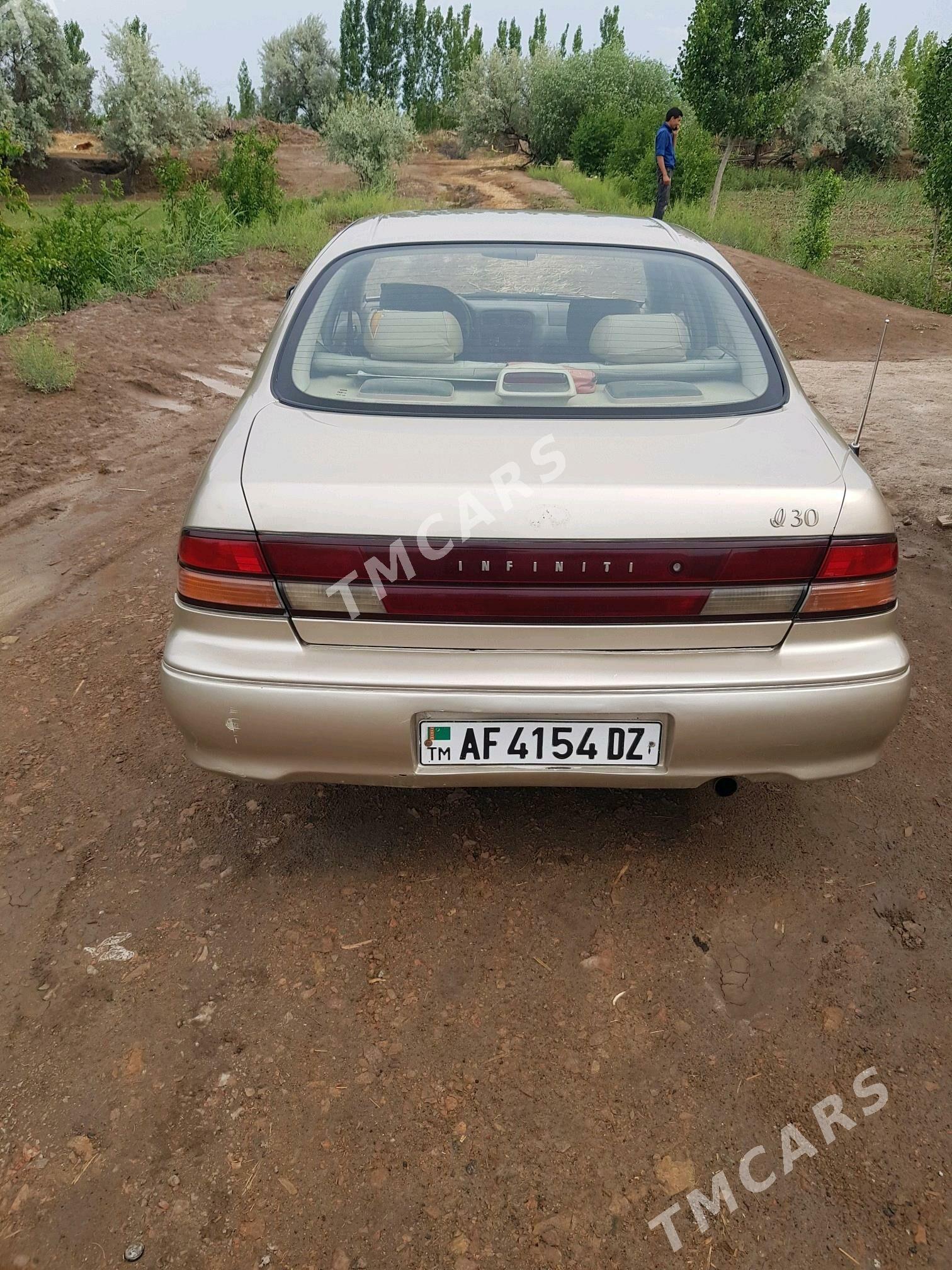 Infiniti Q 1996 - 45 000 TMT - Губадаг - img 3