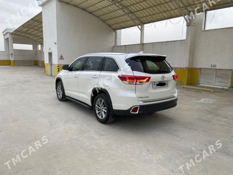 Toyota Highlander 2017 - 438 000 TMT - Aşgabat - img 6