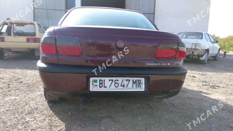 Opel Omega 1994 - 23 000 TMT - Ёлётен - img 2