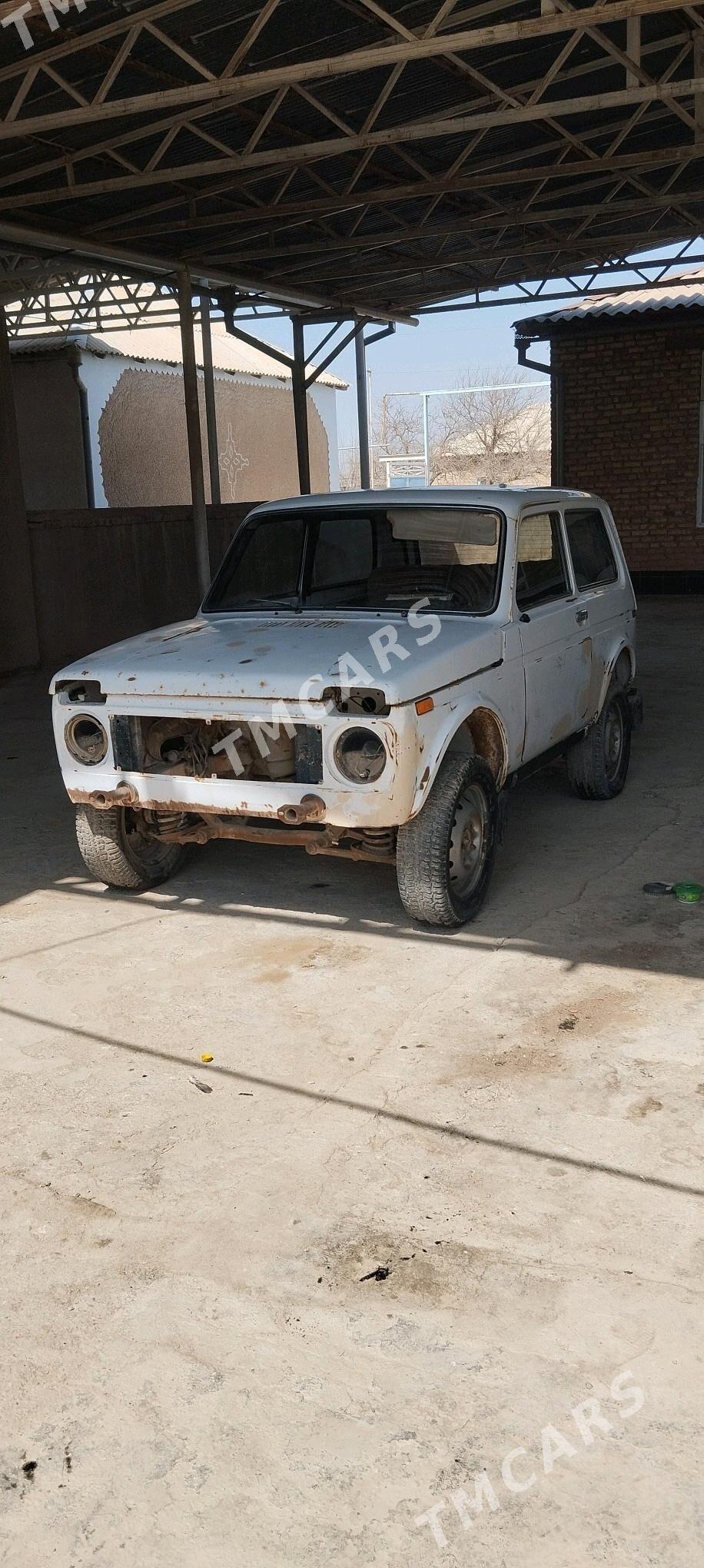 Lada Niva 2004 - 18 000 TMT - Теджен - img 2