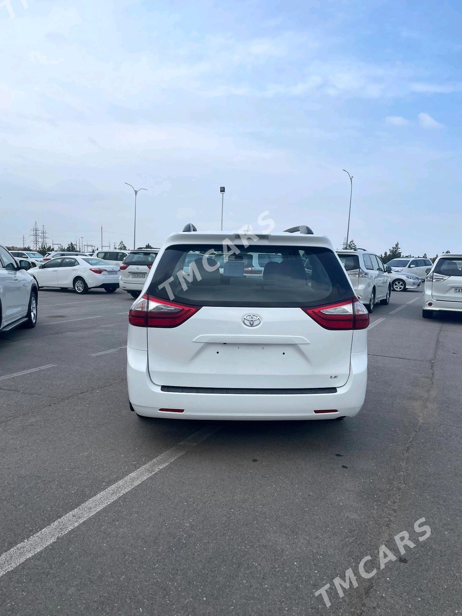 Toyota Sienna 2019 - 358 000 TMT - Aşgabat - img 4