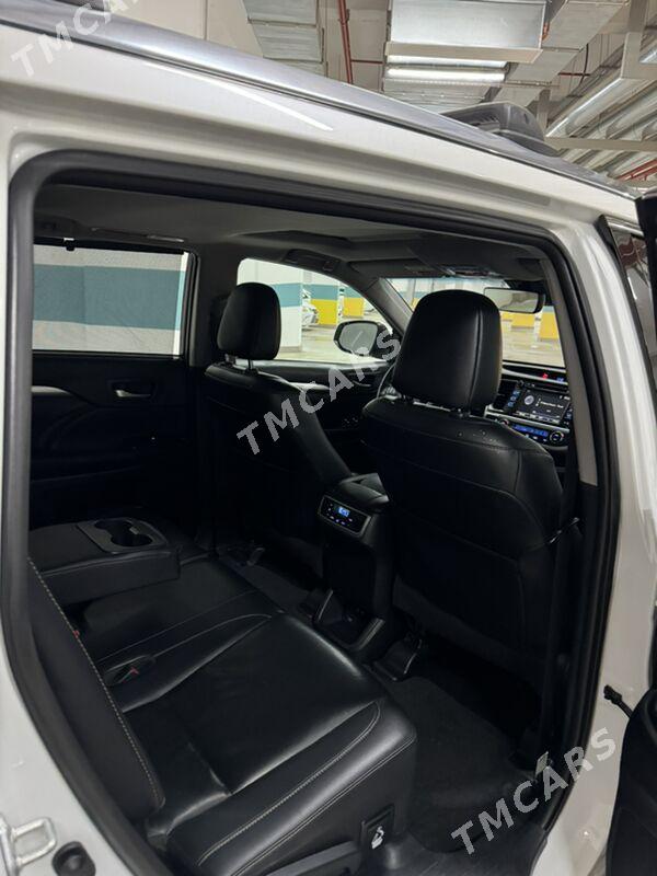 Toyota Highlander 2019 - 517 000 TMT - Ашхабад - img 10