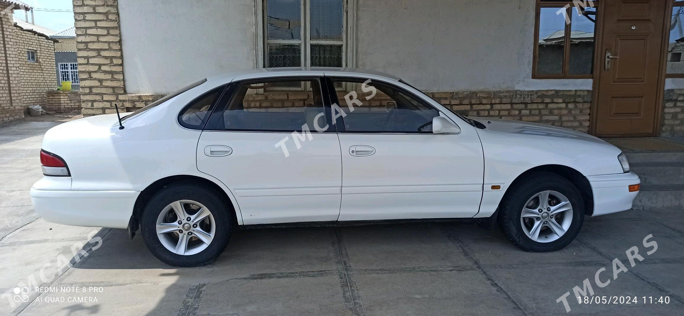 Toyota Avalon 1995 - 90 000 TMT - Мары - img 3