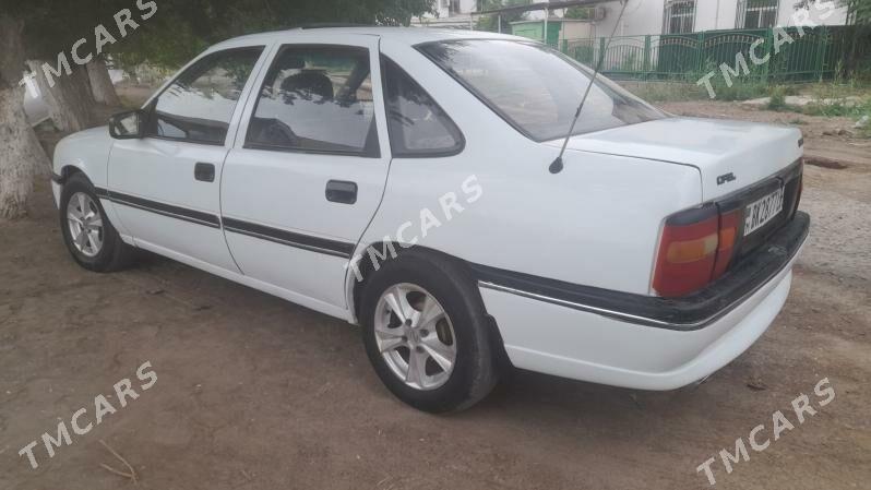 Opel Astra 1992 - 22 000 TMT - Сакар - img 2