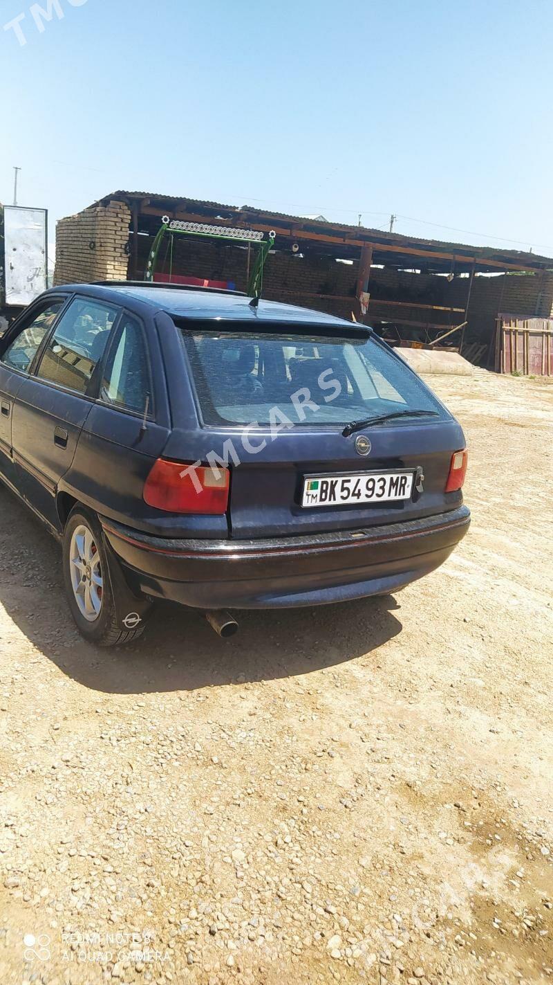 Opel Astra 1993 - 30 000 TMT - Мары - img 3