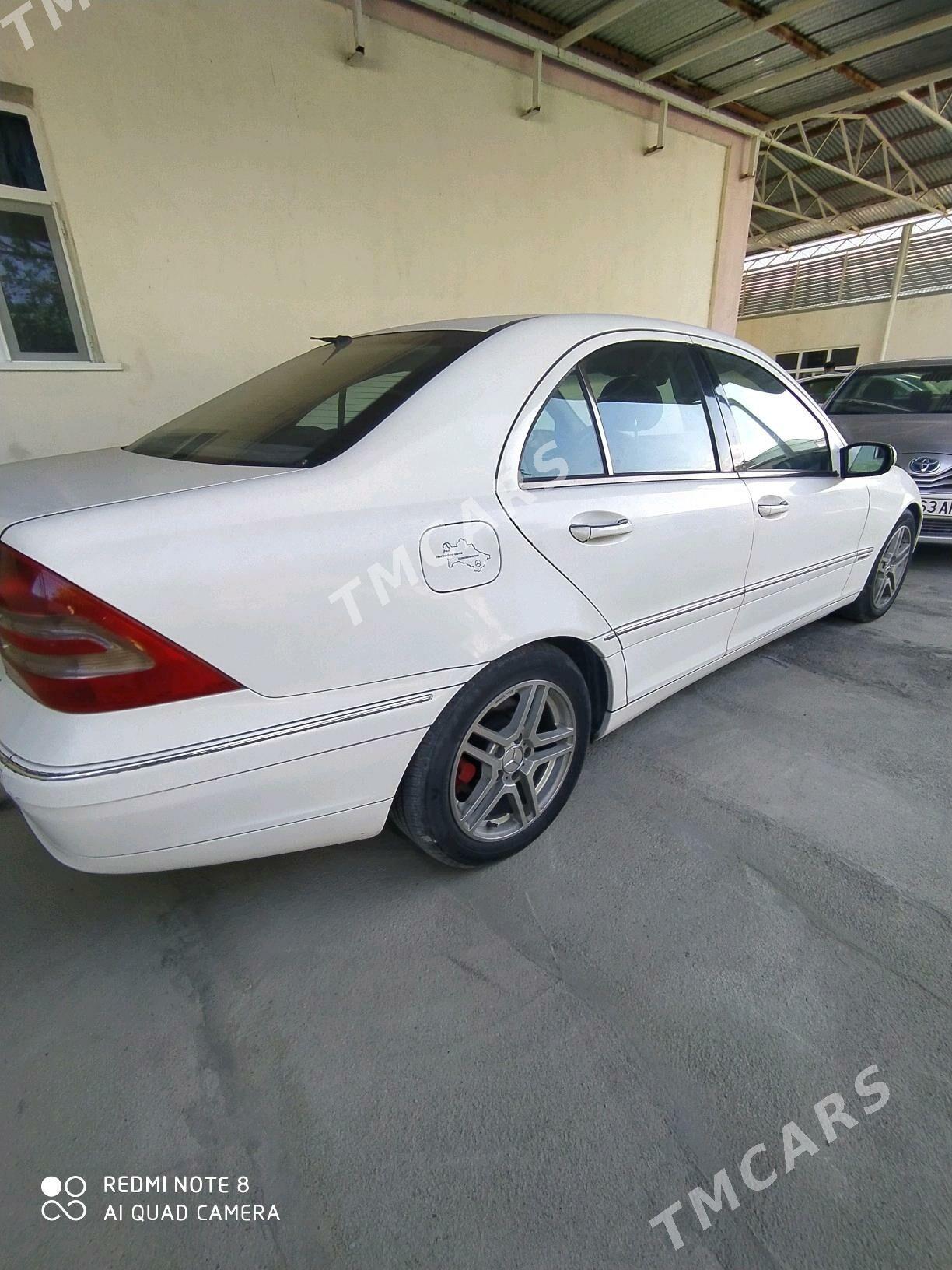 Mercedes-Benz E320 2001 - 75 000 TMT - Бахарден - img 10