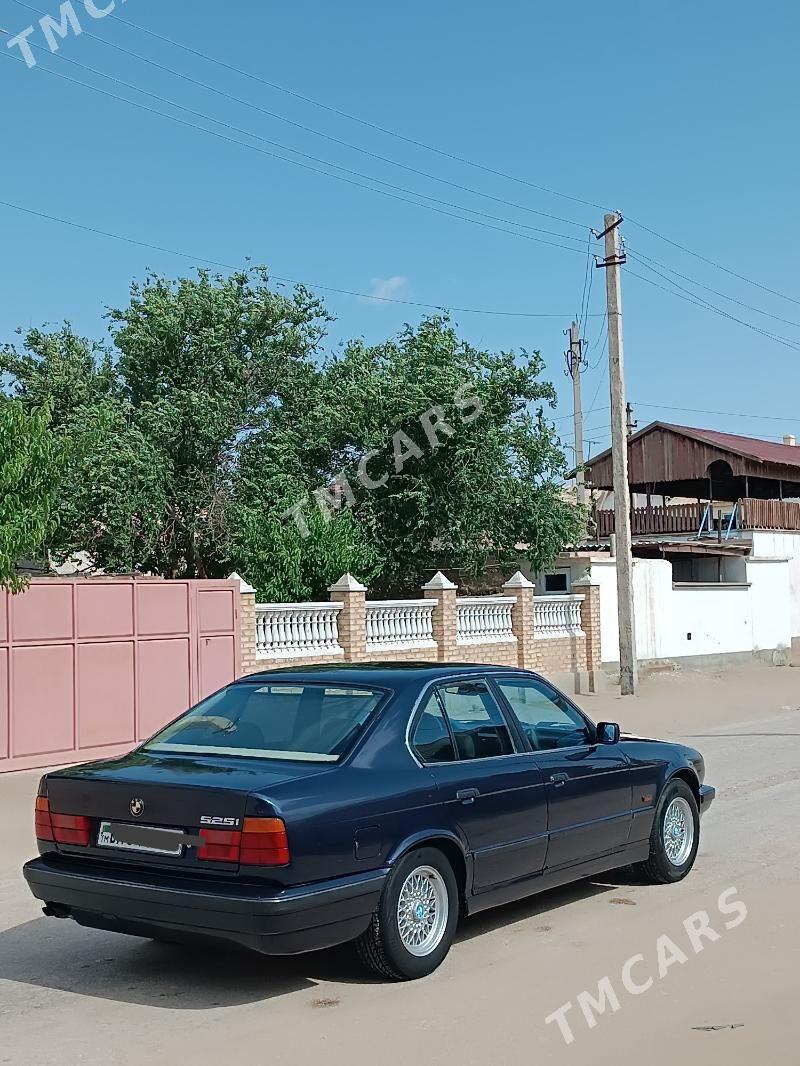 BMW 525 1994 - 48 000 TMT - Гумдаг - img 2