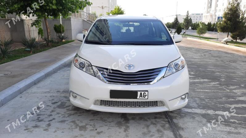 Toyota Sienna 2017 - 429 000 TMT - Aşgabat - img 2