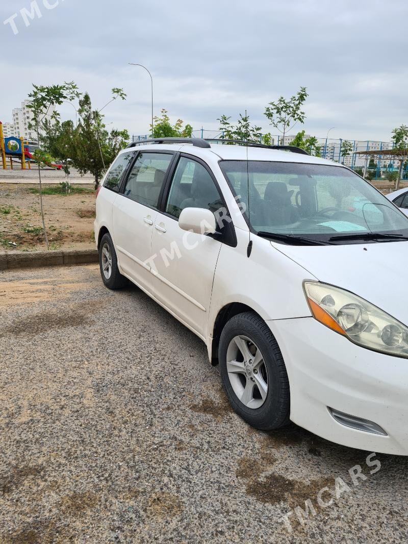 Toyota Sienna 2007 - 180 000 TMT - Ашхабад - img 2