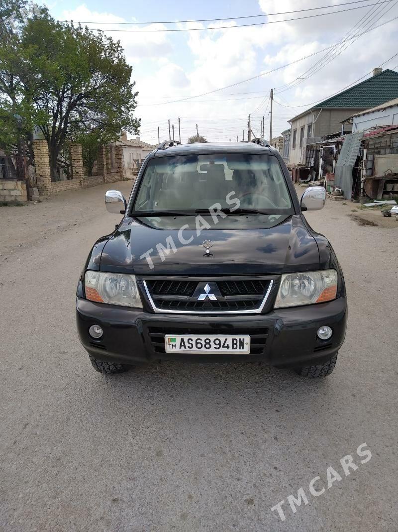 Mitsubishi Pajero 2004 - 150 000 TMT - Balkanabat - img 3