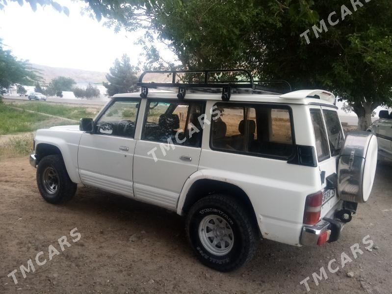 Nissan Patrol 1993 - 90 000 TMT - Туркменбаши - img 4