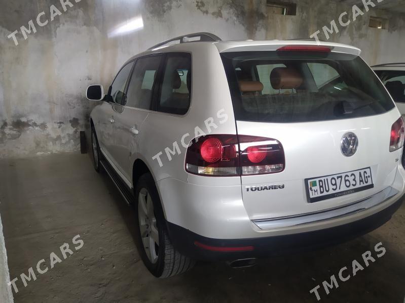 Volkswagen Touareg 2008 - 300 000 TMT - Ашхабад - img 4