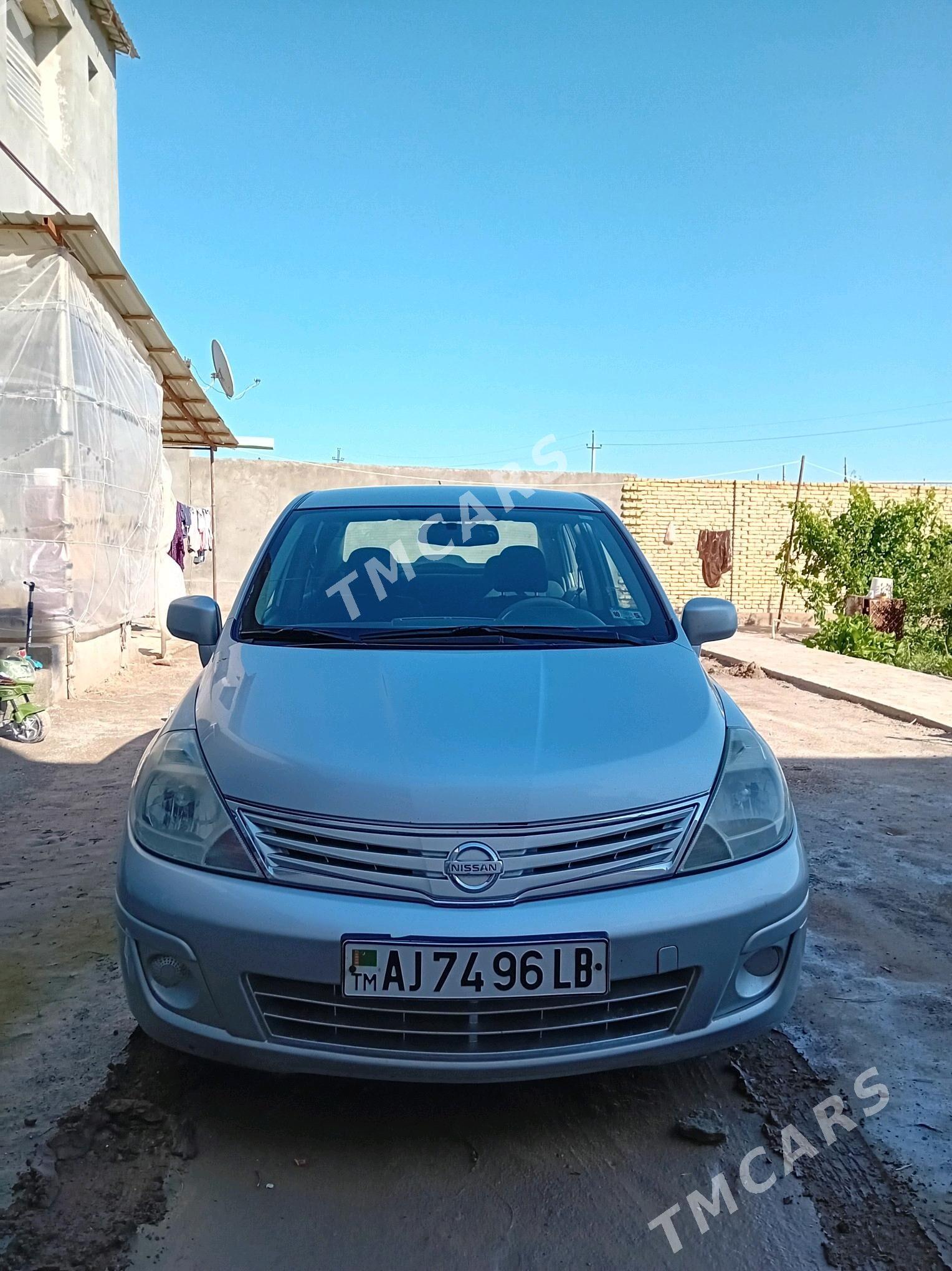 Nissan Versa 2010 - 90 000 TMT - Türkmenabat - img 2