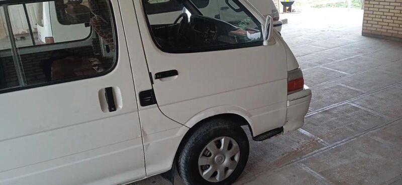 Toyota Hiace 1994 - 65 000 TMT - Мары - img 6