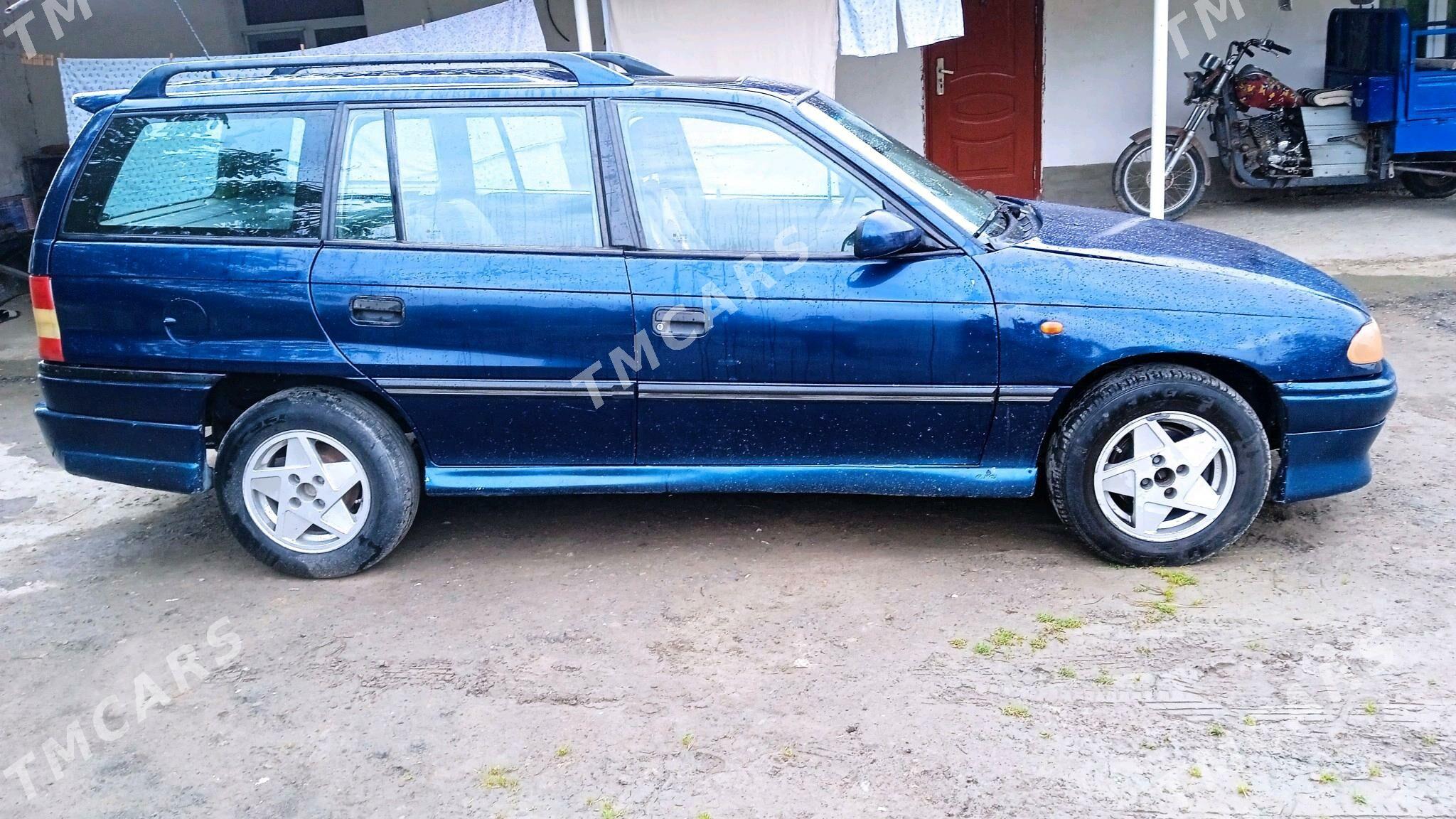 Opel Astra 1994 - 30 000 TMT - Magtymguly - img 2