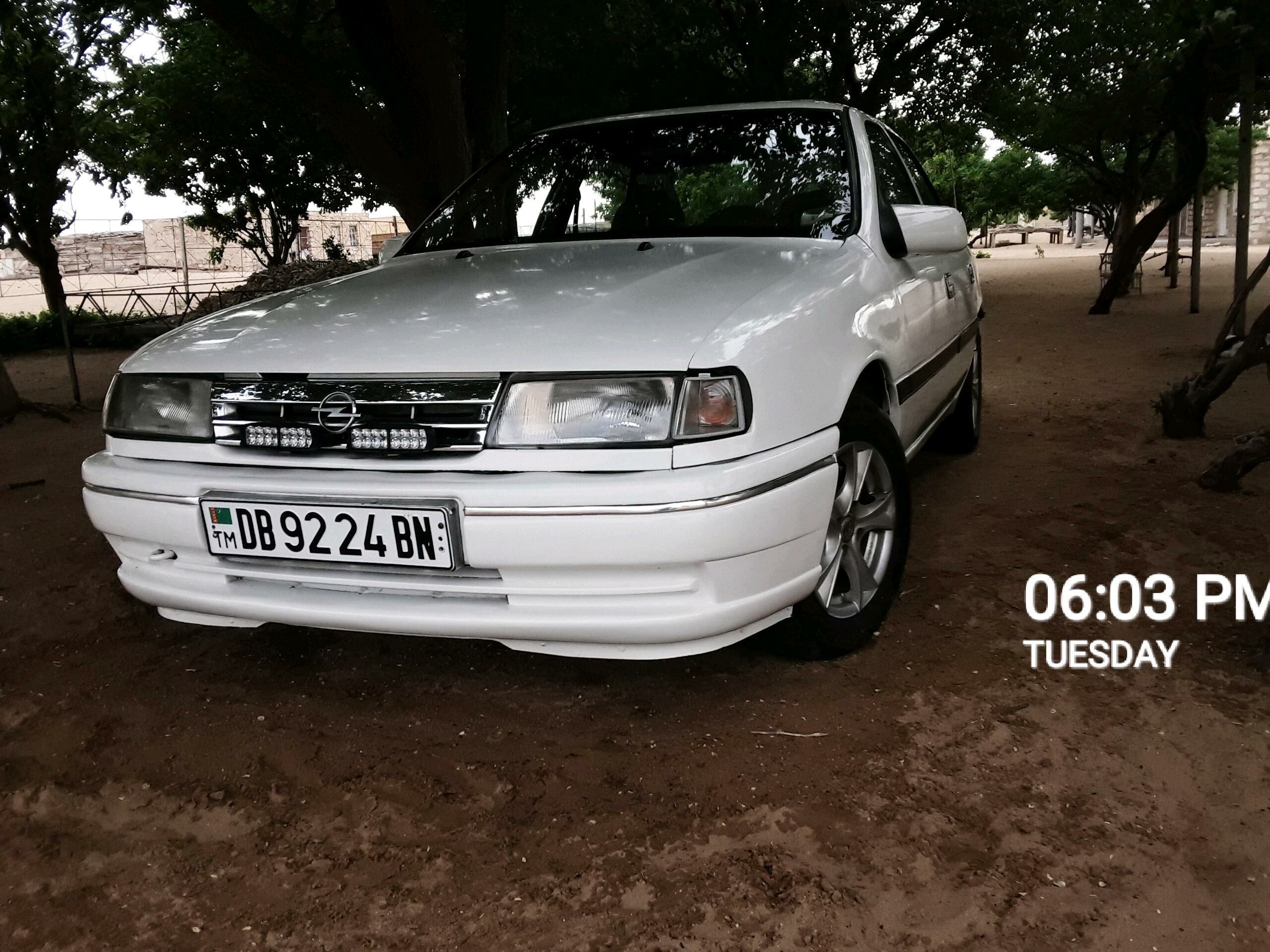 Opel Vectra 1989 - 33 000 TMT - Türkmenbaşy - img 6