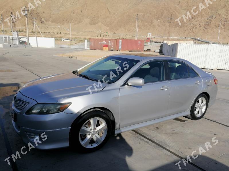 Toyota Camry 2010 - 190 000 TMT - Балканабат - img 2