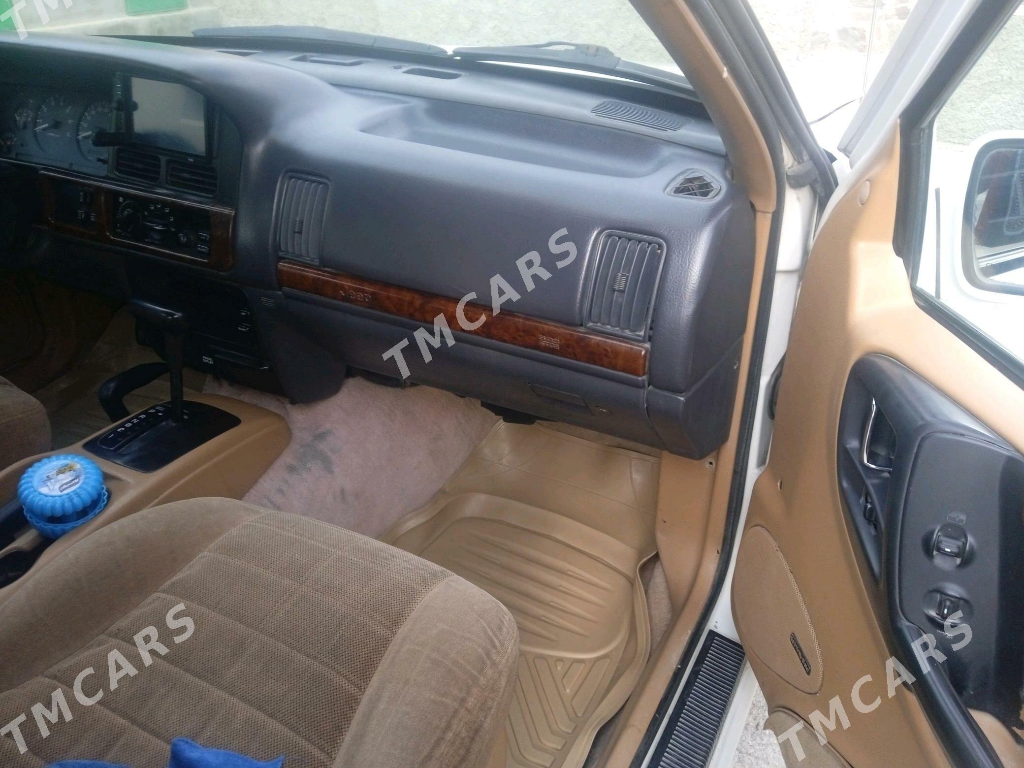 Jeep Grand Cherokee 1997 - 50 000 TMT - Берекет - img 3