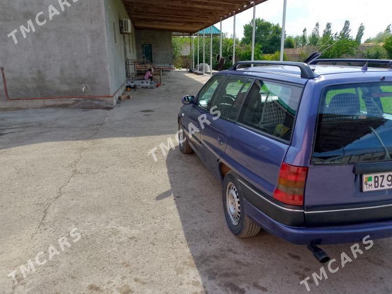 Opel Astra 1996 - 40 000 TMT - Gubadag - img 5