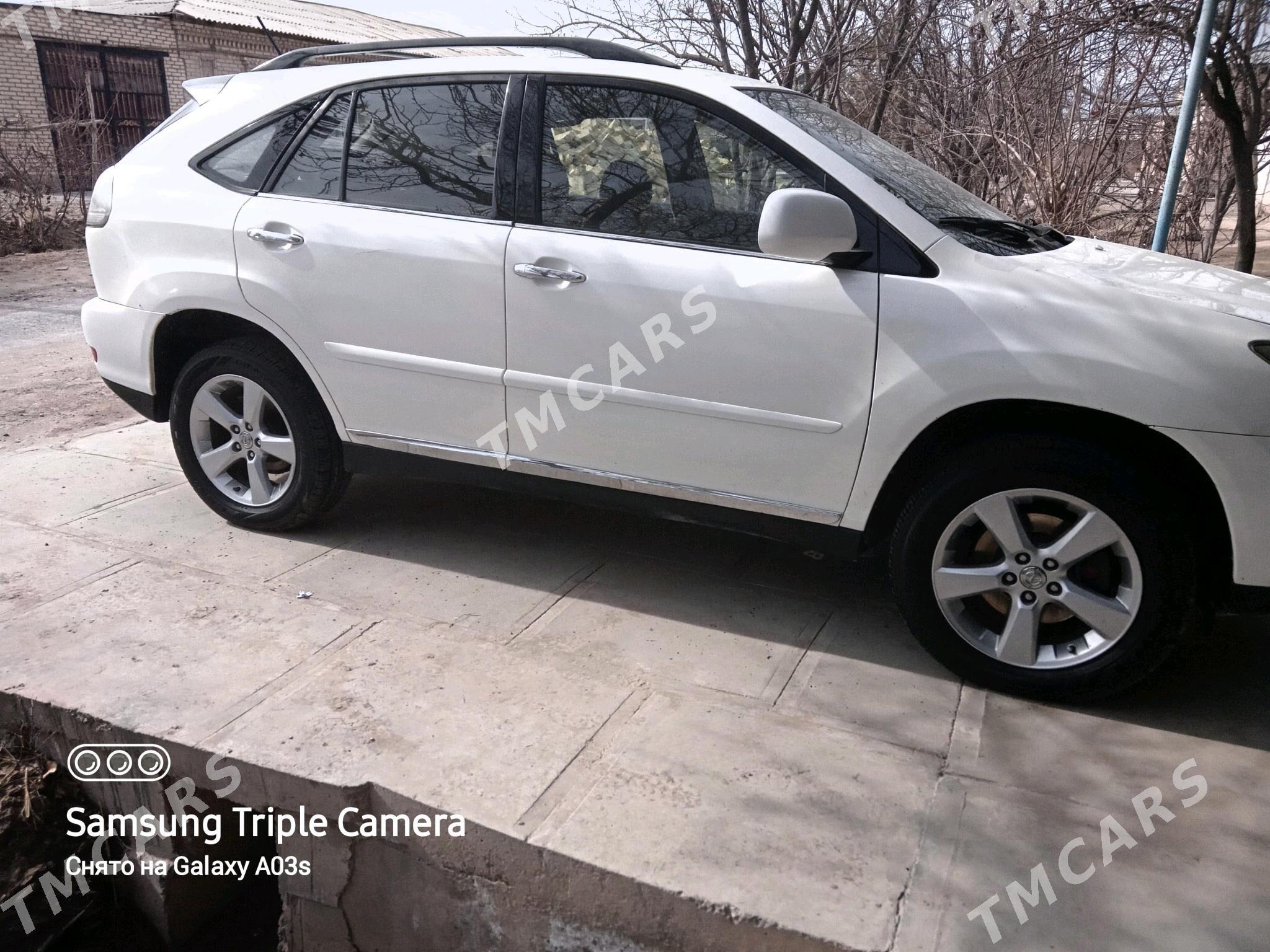 Lexus RX 330 2004 - 210 000 TMT - Фарап - img 2