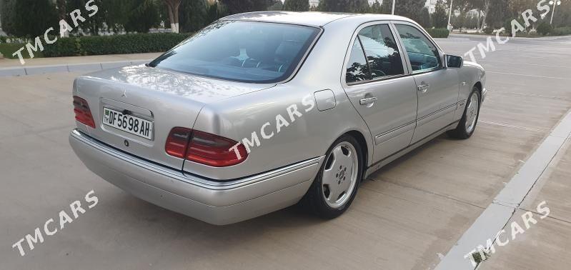 Mercedes-Benz E320 1999 - 105 000 TMT - ул. Подвойского (Битарап Туркменистан шаёлы) - img 4