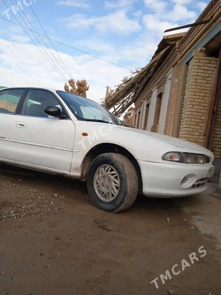 Mitsubishi Galant 1995 - 30 000 TMT - Çärjew - img 2