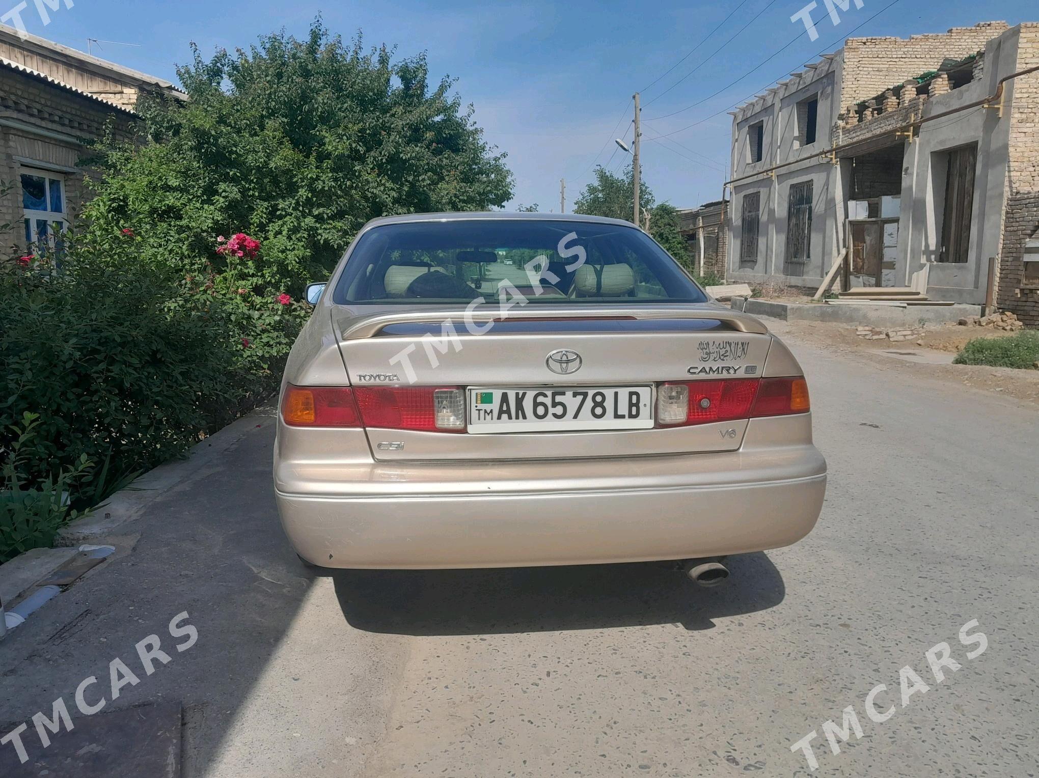 Toyota Camry 1999 - 94 000 TMT - Türkmenabat - img 3