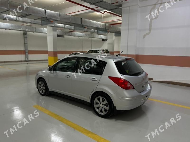 Nissan Versa 2011 - 125 000 TMT - Podwoýski köç. (Bitarap Türkmenistan şaýoly) - img 3