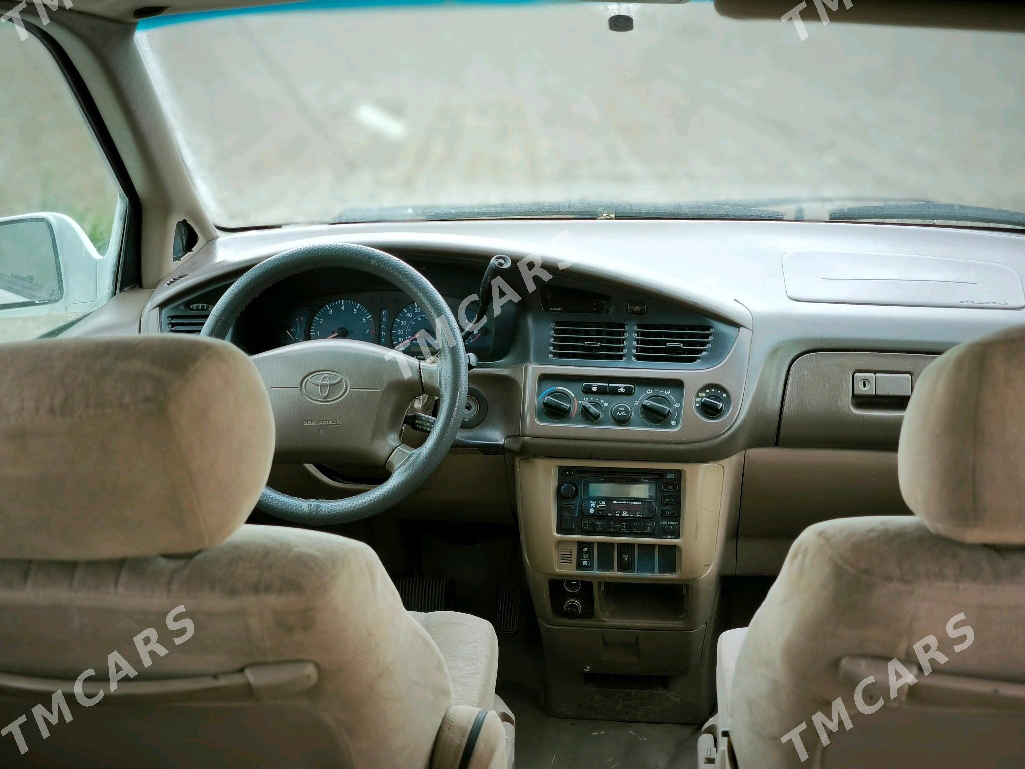 Toyota Sienna 2002 - 105 000 TMT - Дянев - img 7