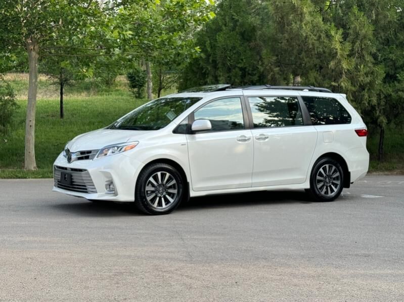 Toyota Sienna 2019 - 470 000 TMT - Ашхабад - img 3