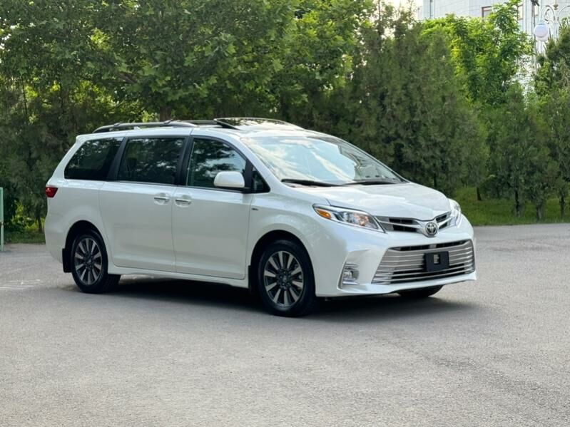 Toyota Sienna 2019 - 470 000 TMT - Ашхабад - img 9