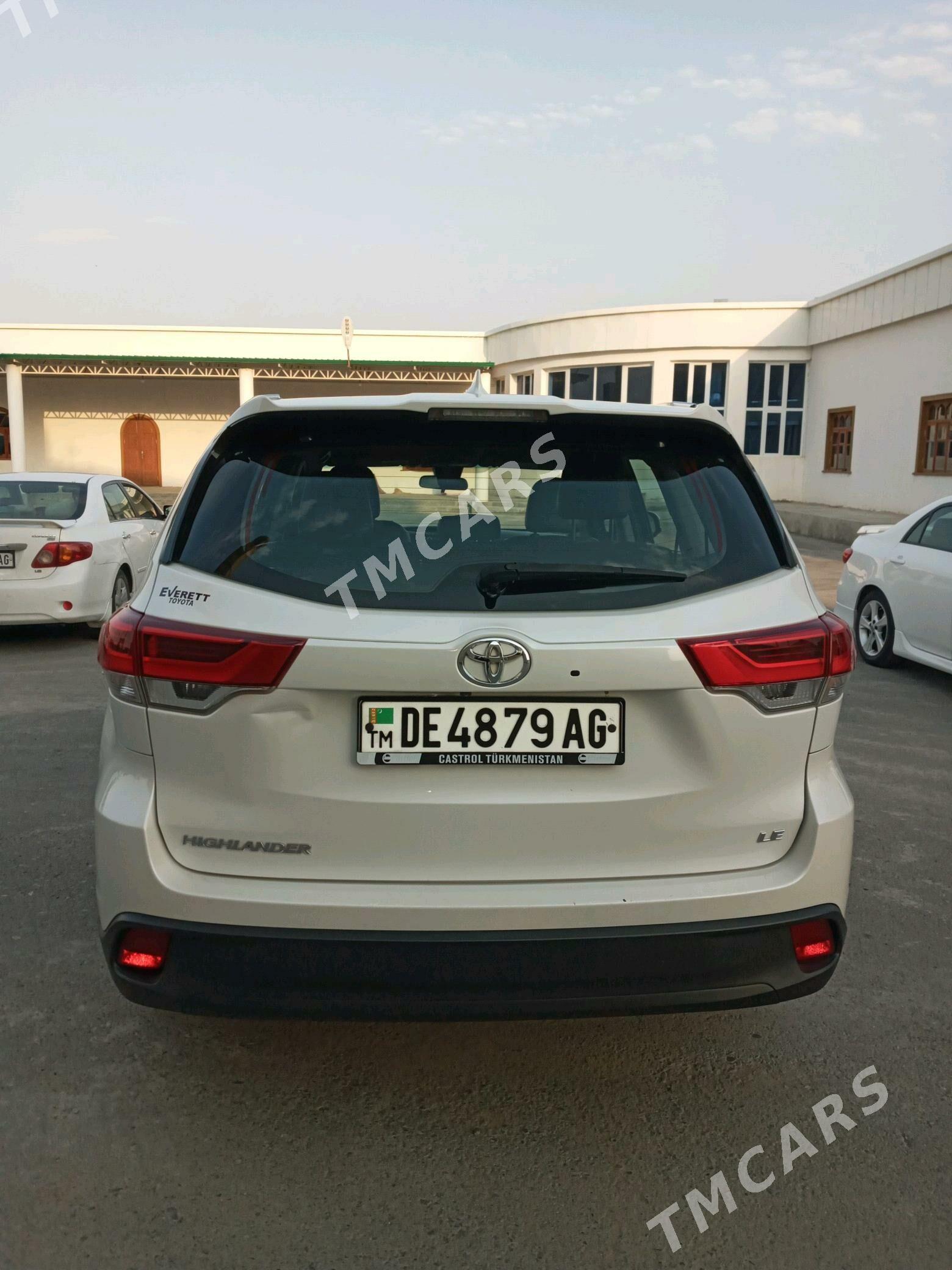 Toyota Highlander 2017 - 355 000 TMT - Aşgabat - img 2