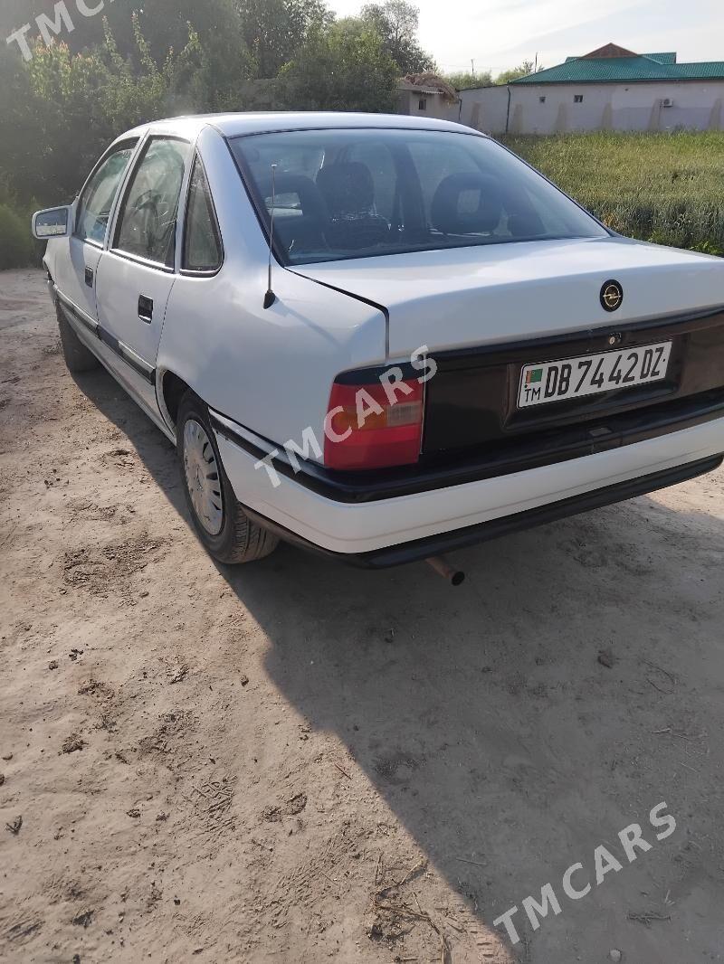 Opel Vectra 1991 - 32 000 TMT - Гурбансолтан Едже - img 3