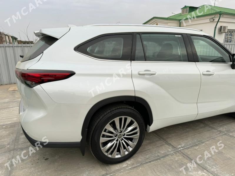 Toyota Highlander 2022 - 1 330 000 TMT - Ашхабад - img 4