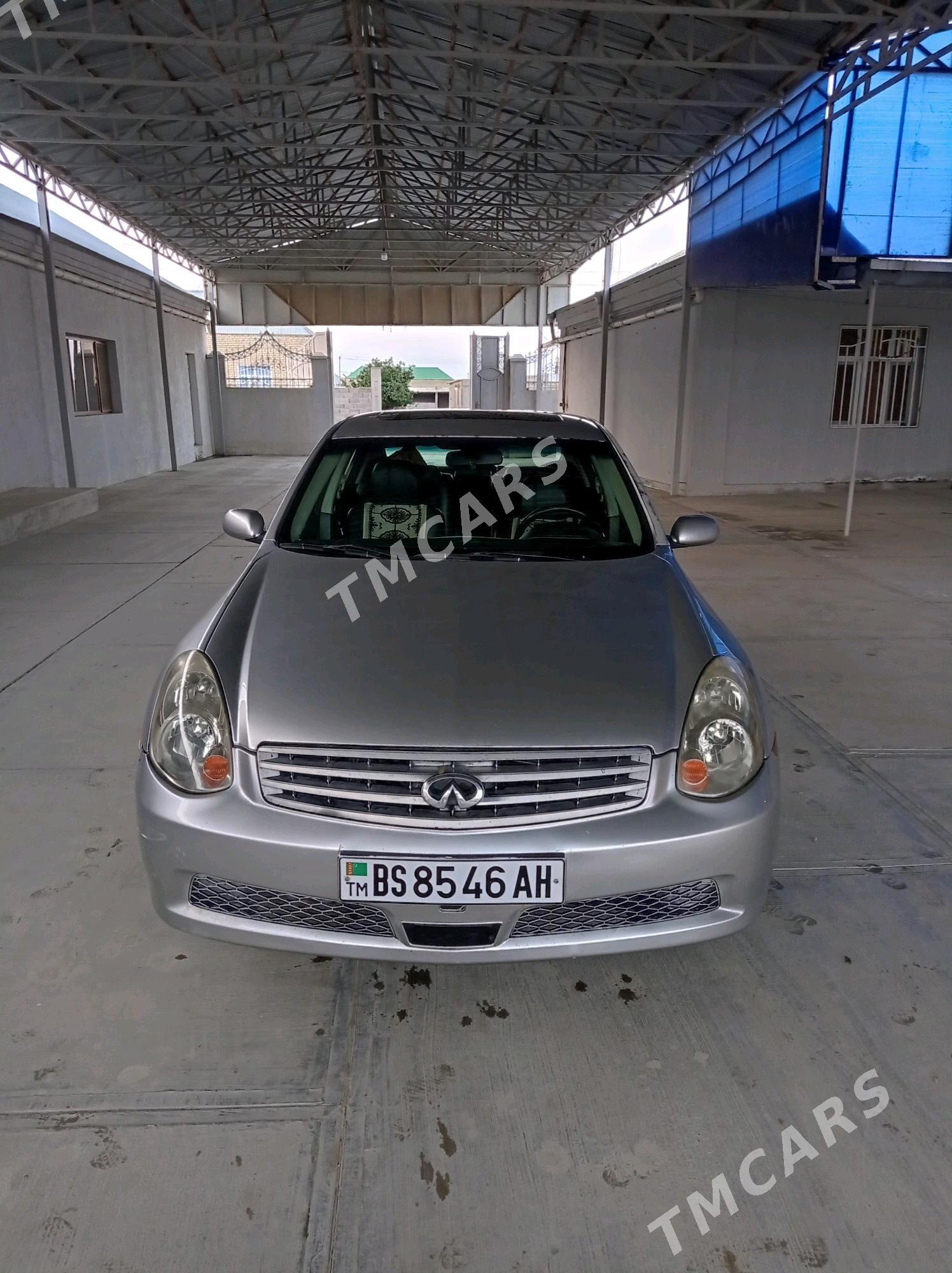 Infiniti FX35 2005 - 90 000 TMT - Bäherden - img 2