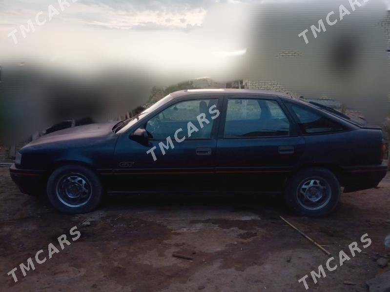 Opel Vectra 1991 - 18 000 TMT - Фарап - img 2