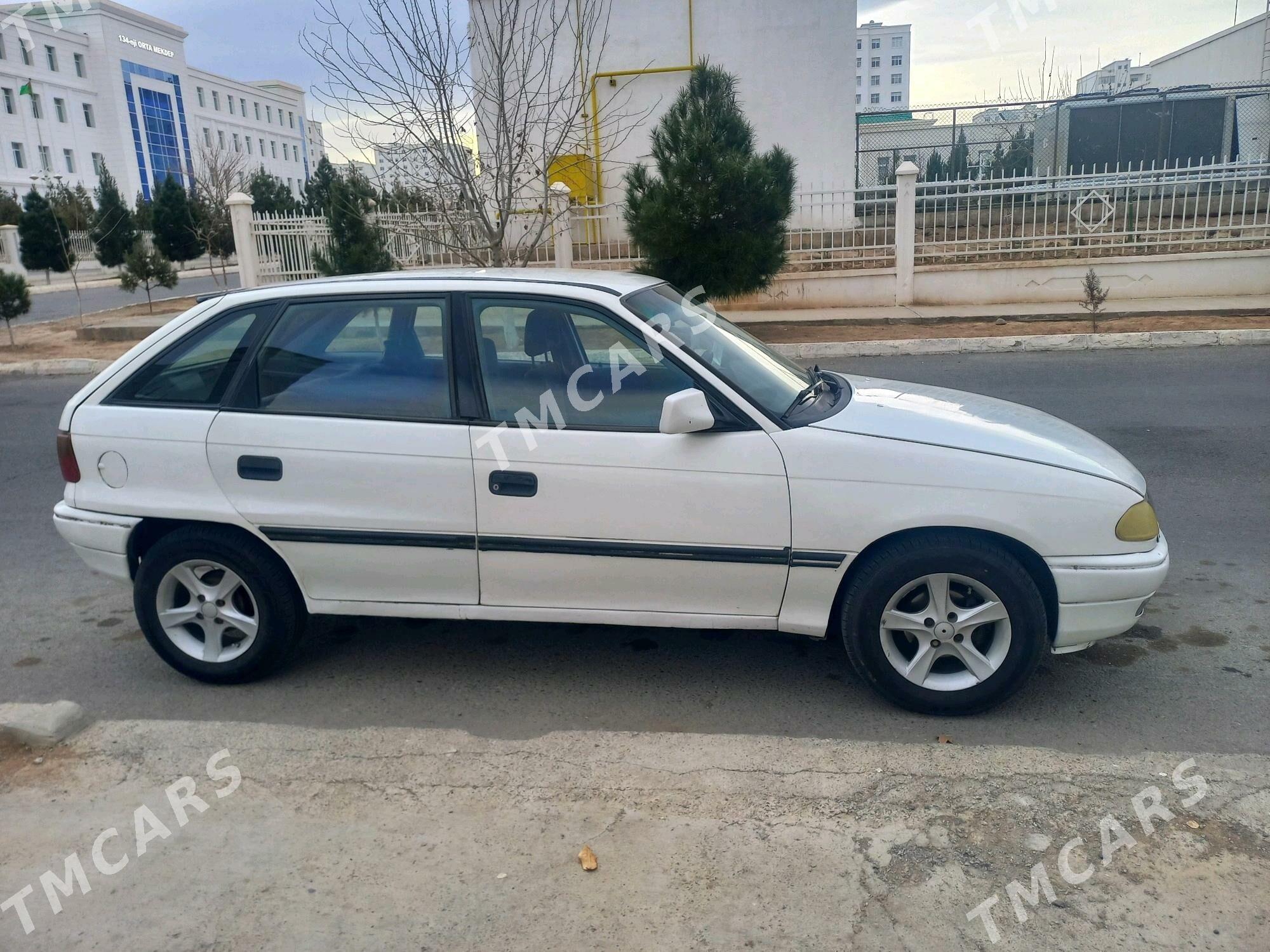 Opel Astra 1992 - 27 000 TMT - Ak bugdaý etraby - img 2