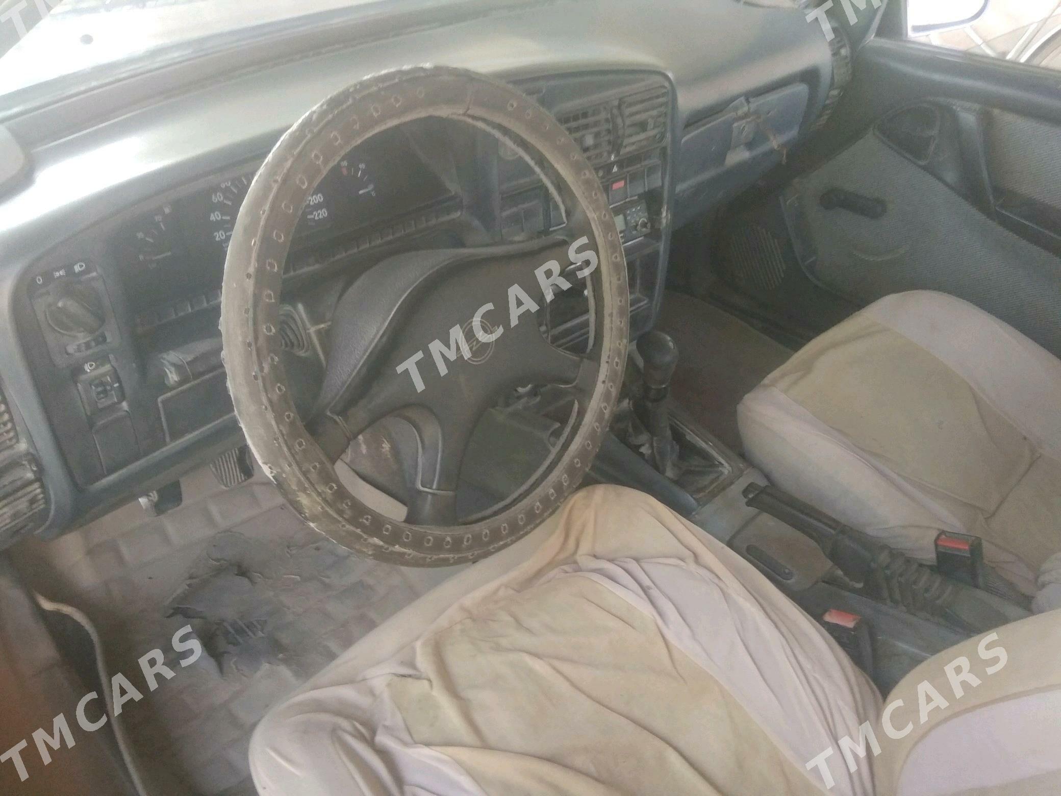 Opel Omega 1990 - 16 000 TMT - Ходжамбаз - img 6