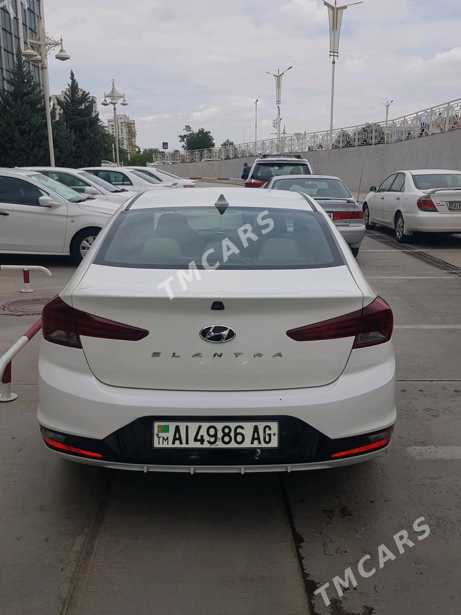 Hyundai Elantra 2020 - 225 000 TMT - Ашхабад - img 4