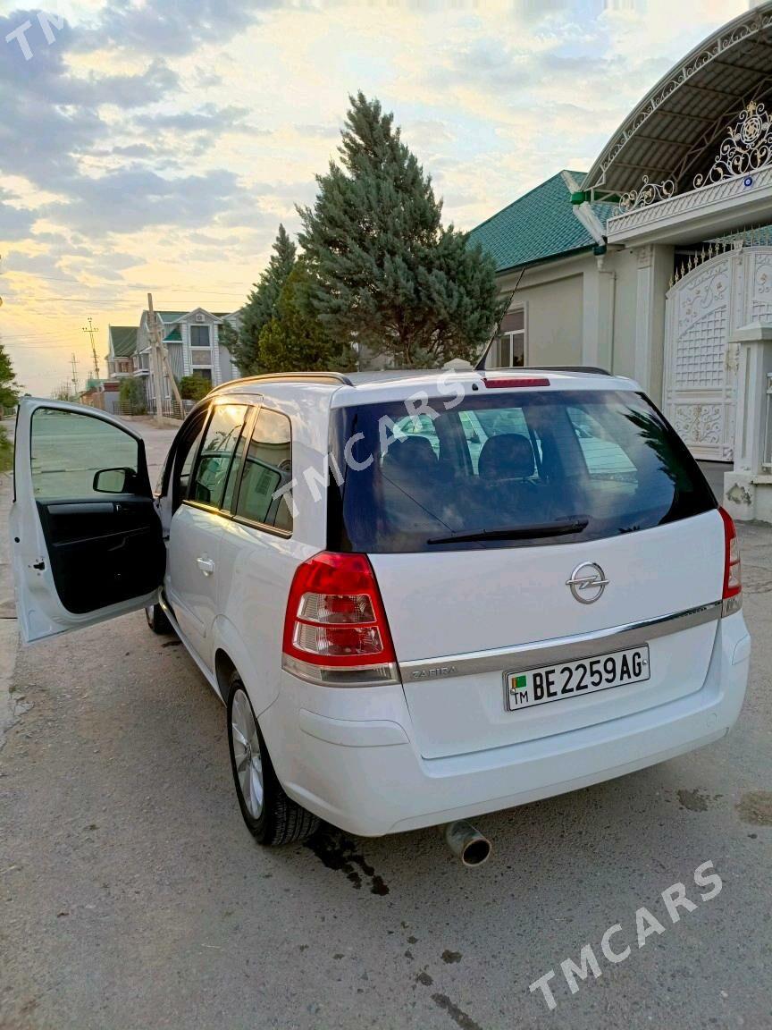 Opel Zafira 2014 - 180 000 TMT - Aşgabat - img 3