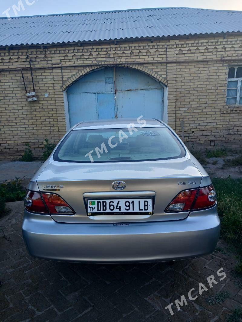 Lexus ES 300 2002 - 140 000 TMT - Ходжамбаз - img 3